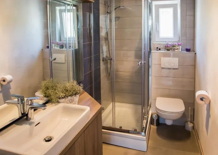 Estate 2 By Guide Vila